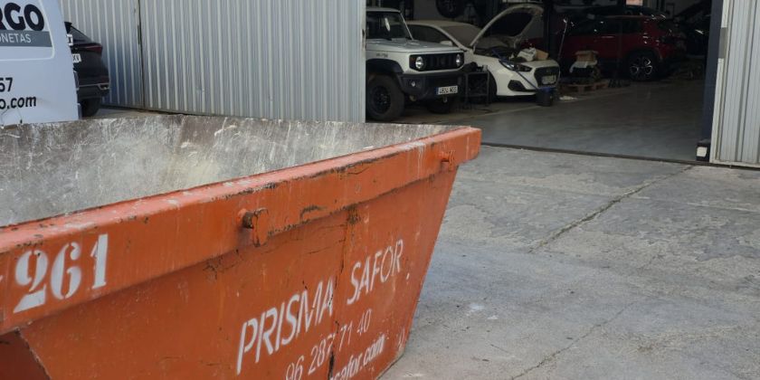 Contenedores en Gandia para empresas