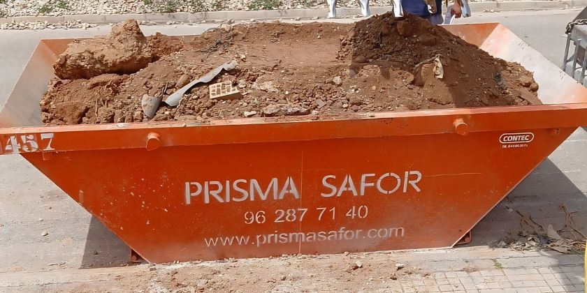 Precio de un contenedor de escombros Qué influye realmente en el coste
